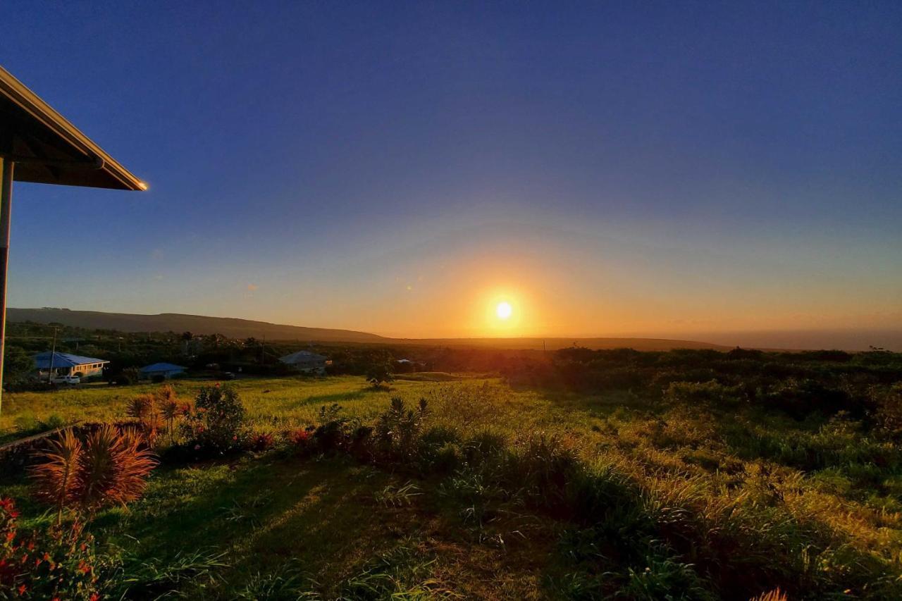 The Aloha Green House Retreat With Ocean Views! Naalehu Luaran gambar