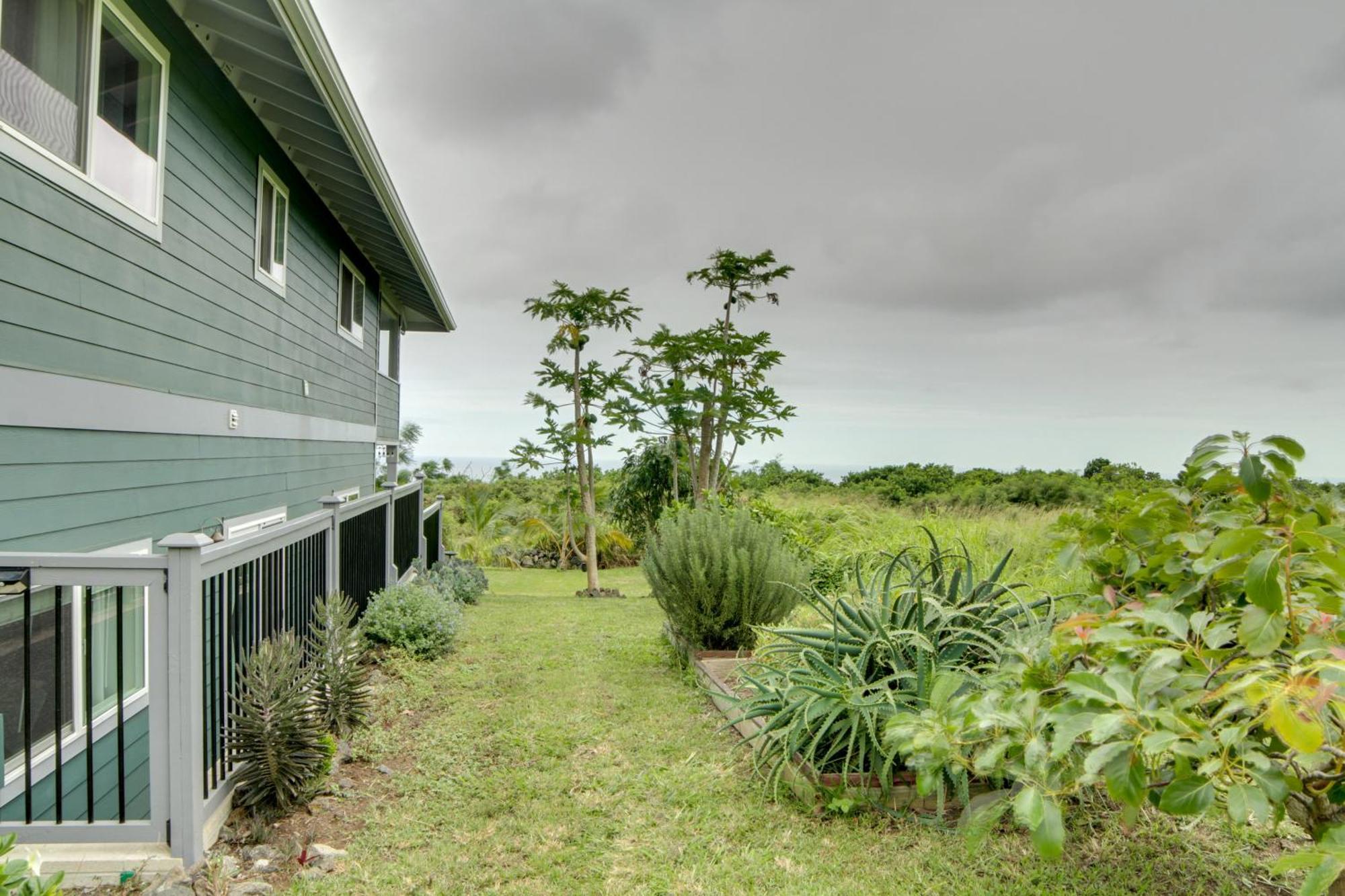 The Aloha Green House Retreat With Ocean Views! Naalehu Luaran gambar