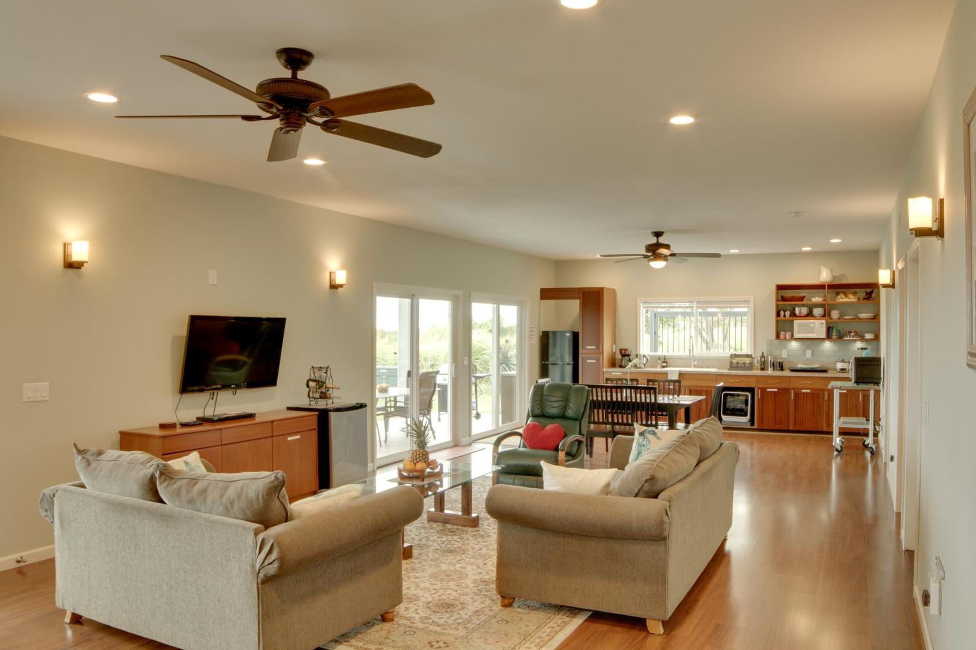 The Aloha Green House Retreat With Ocean Views! Naalehu Luaran gambar